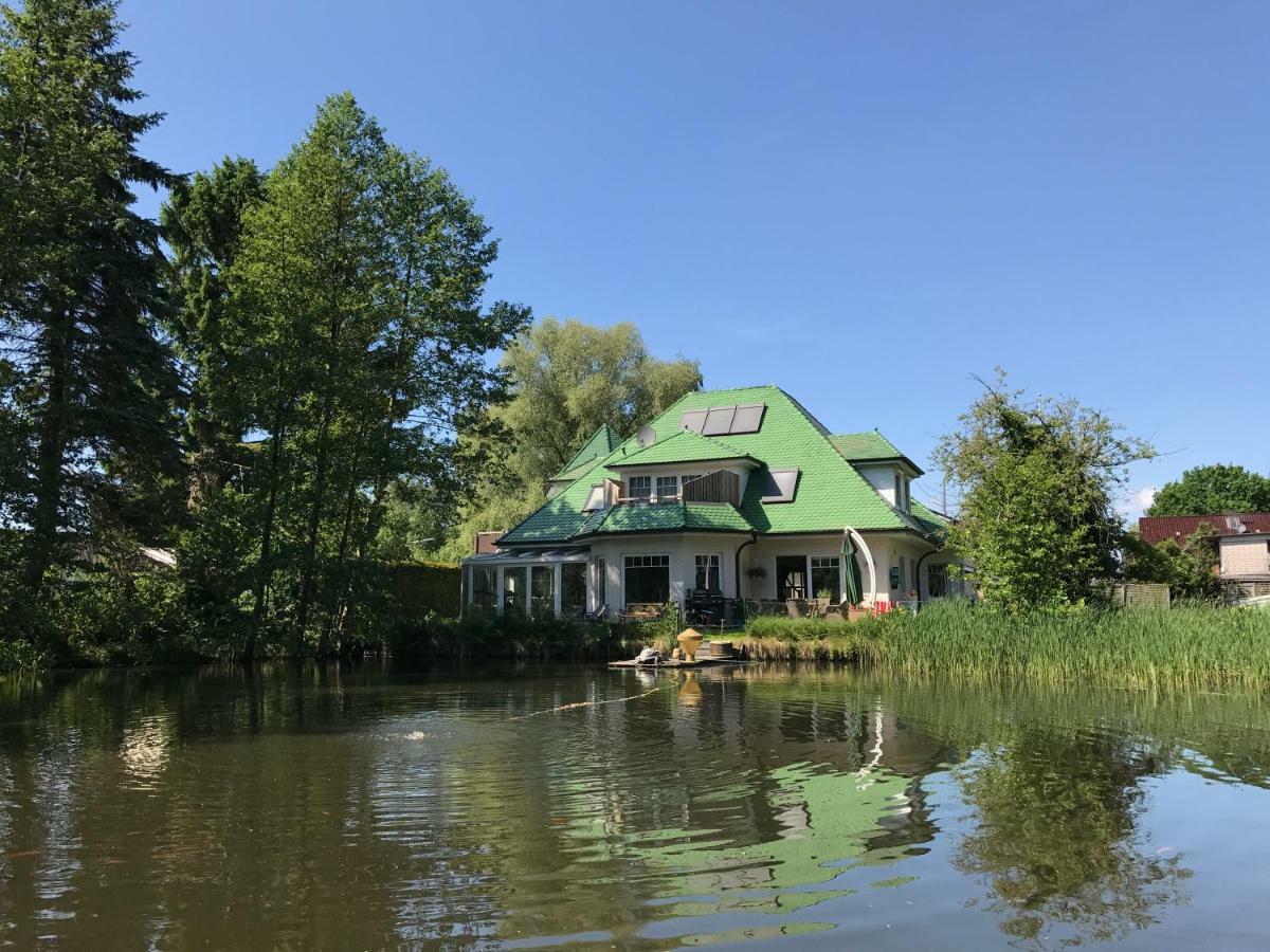 Moderne Maisonette-Wohnung Am Karpfenteich; Modern Apartment With View Of The Carp Pond Barmstedt Eksteriør bilde